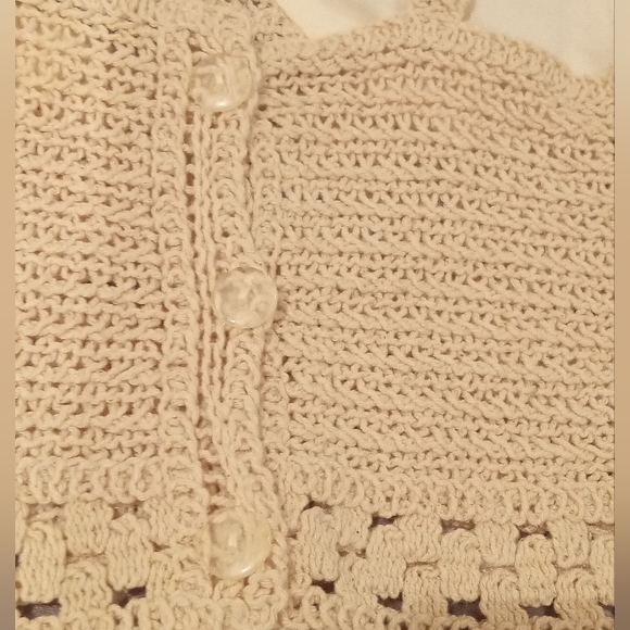 Zara Crochet Back Button Crop Top - Picture 3 of 5